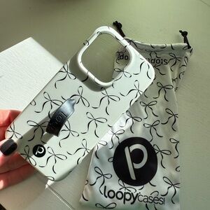 iPhone 15 pro Loopy Case Black and White Bows
